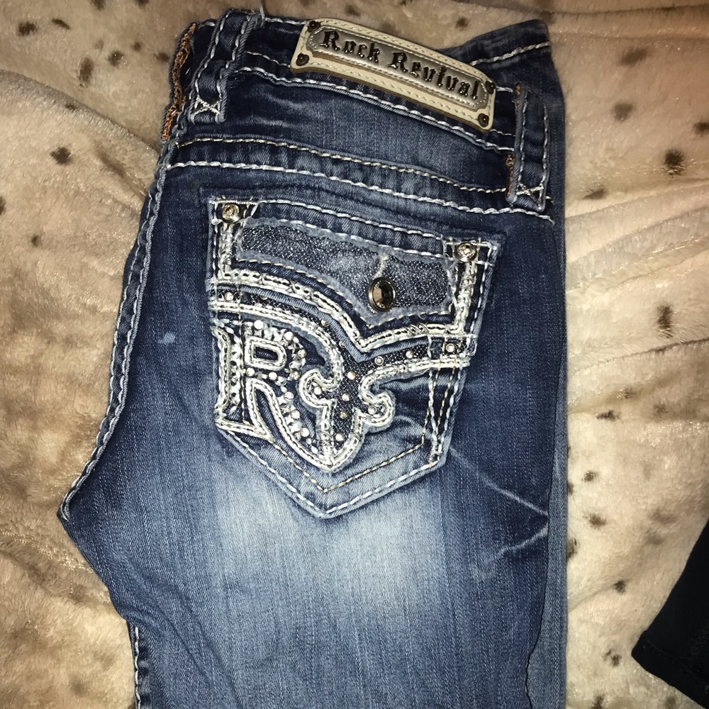 Rock revival jeans 25